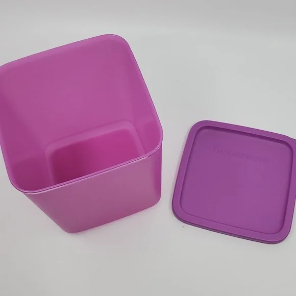 Tupperware Purple Basic Bright Storage Container - Picture 2 of 6